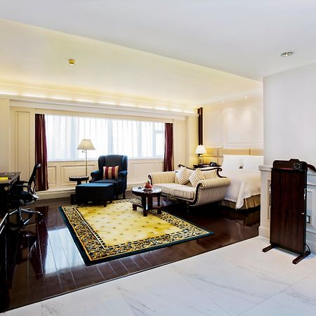 Crowne Plaza Hotel & Suites Landmark Shenzhen By Ihg - Nearby Luohu Border, Indoor Heated Swimming Pool, Complimentary Welcome Drink 외부 사진