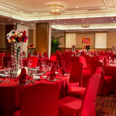 Crowne Plaza Hotel & Suites Landmark Shenzhen By Ihg - Nearby Luohu Border, Indoor Heated Swimming Pool, Complimentary Welcome Drink 외부 사진