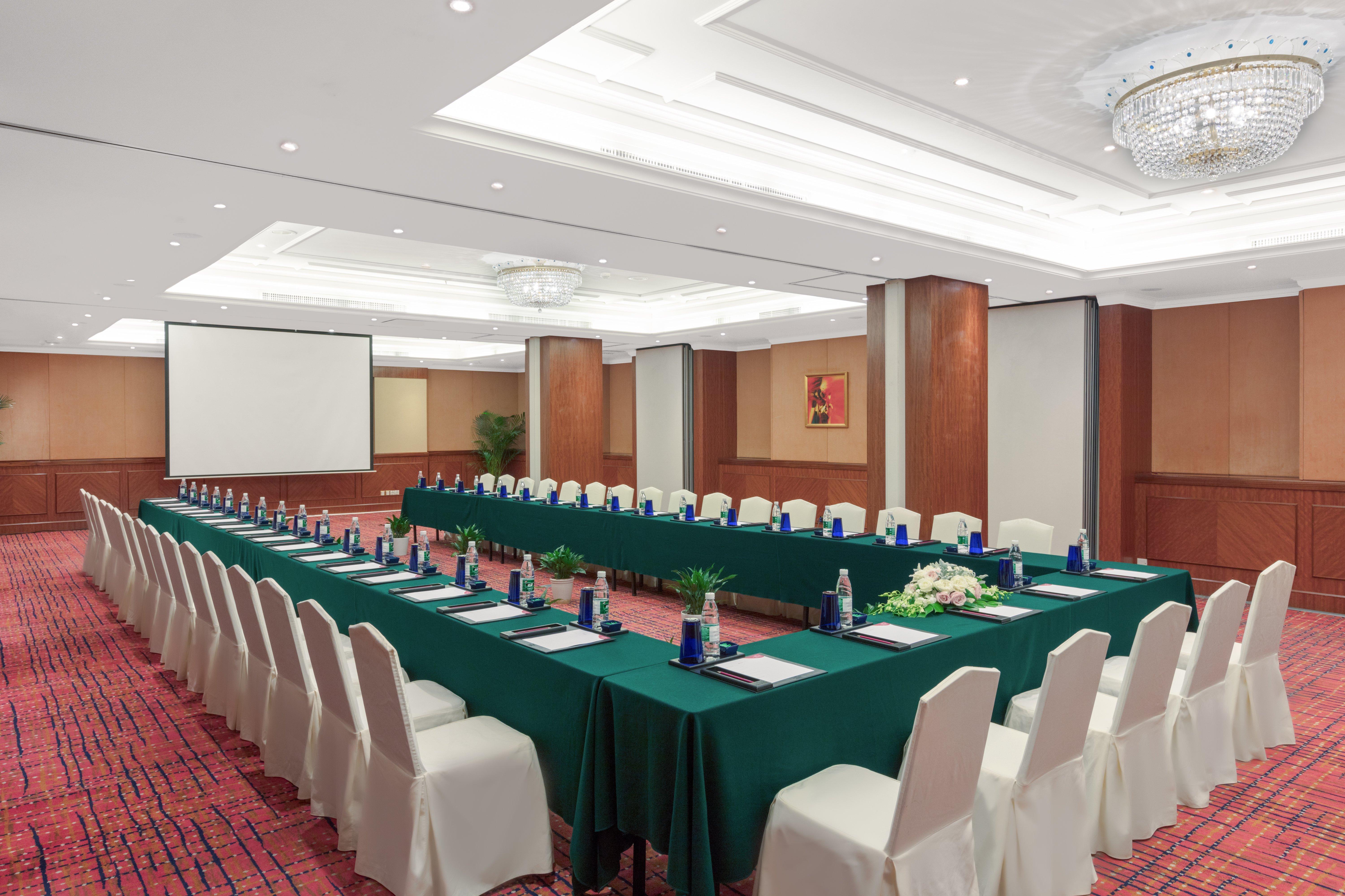Crowne Plaza Hotel & Suites Landmark Shenzhen By Ihg - Nearby Luohu Border, Indoor Heated Swimming Pool, Complimentary Welcome Drink 외부 사진