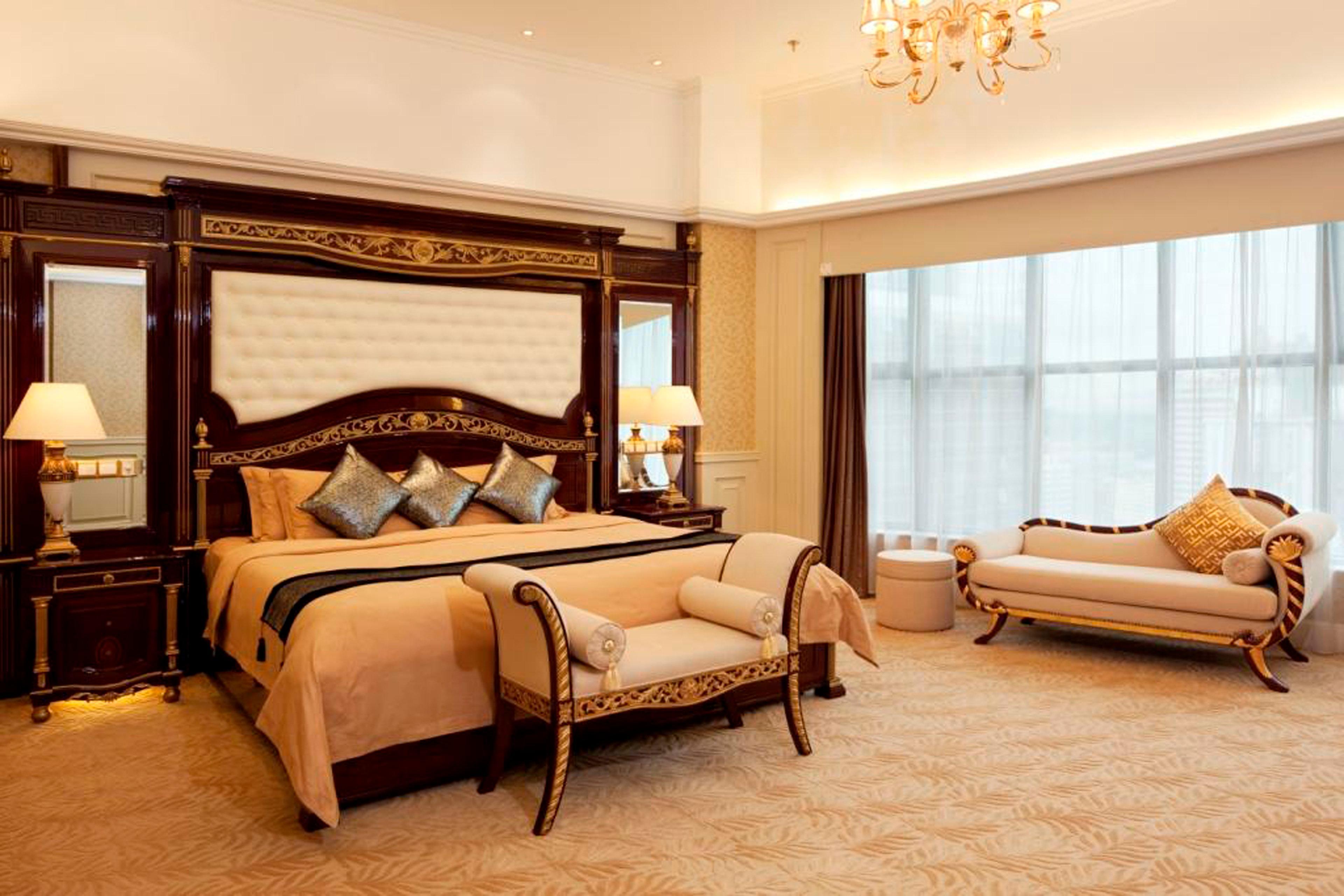 Crowne Plaza Hotel & Suites Landmark Shenzhen By Ihg - Nearby Luohu Border, Indoor Heated Swimming Pool, Complimentary Welcome Drink 외부 사진