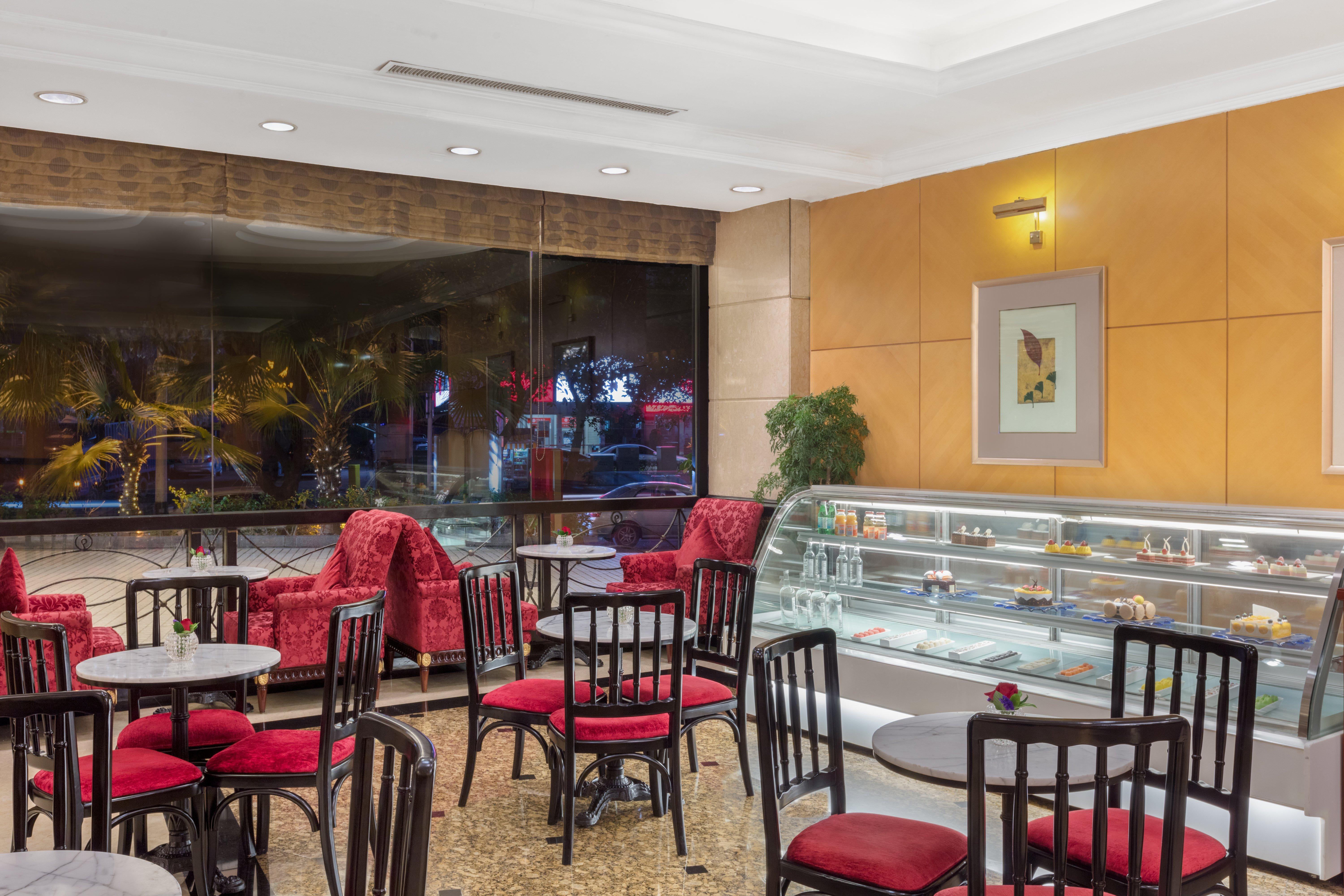 Crowne Plaza Hotel & Suites Landmark Shenzhen By Ihg - Nearby Luohu Border, Indoor Heated Swimming Pool, Complimentary Welcome Drink 외부 사진